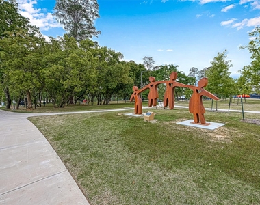 323 Highland Bayou Drive - Photo Thumbnail 36