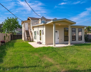 7003 Schlitz Lane - Photo Thumbnail 12