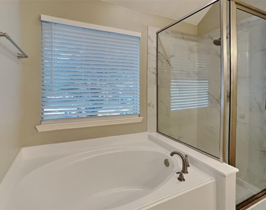 20322 Sable Acre Court - Photo Thumbnail 10