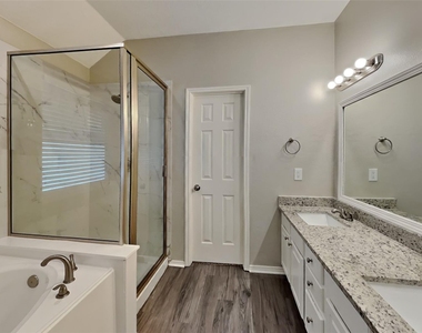20322 Sable Acre Court - Photo Thumbnail 9