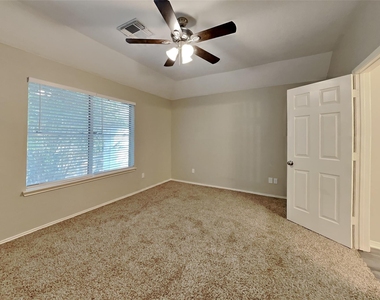 20322 Sable Acre Court - Photo Thumbnail 7
