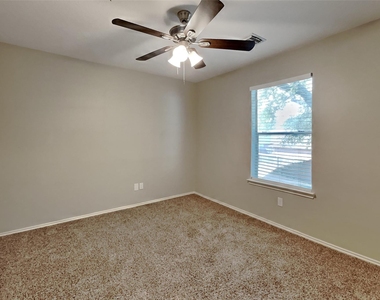 20322 Sable Acre Court - Photo Thumbnail 11