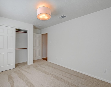 8418 Woodland Knoll Lane - Photo Thumbnail 25