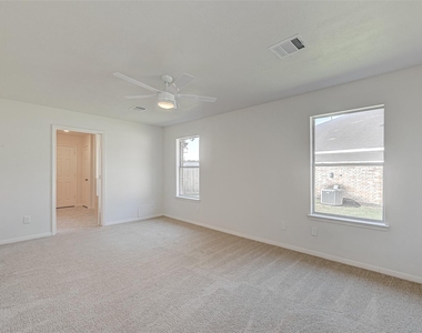 8418 Woodland Knoll Lane - Photo Thumbnail 26