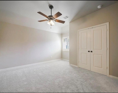 5011 Anthony Springs Lane - Photo Thumbnail 26