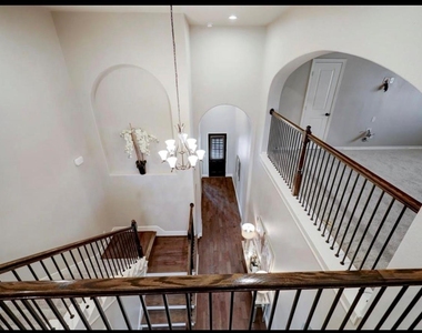 5011 Anthony Springs Lane - Photo Thumbnail 4