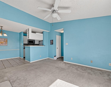 2121 Hepburn Street - Photo Thumbnail 7