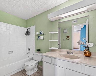 2121 Hepburn Street - Photo Thumbnail 21