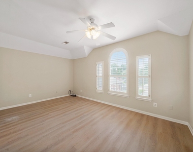 3907 Garnet Falls - Photo Thumbnail 26
