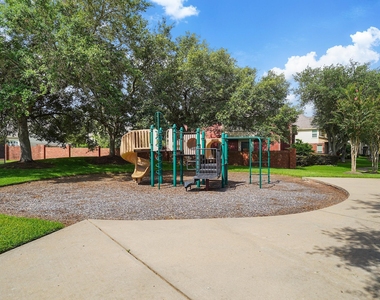 3907 Garnet Falls - Photo Thumbnail 31