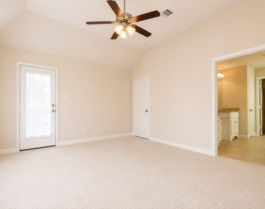 5324 Nett Street - Photo Thumbnail 9