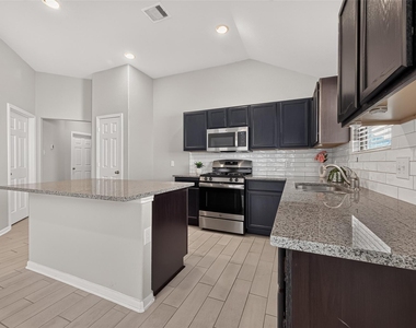 2122 Artic Loon Drive - Photo Thumbnail 11