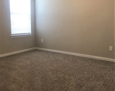 4731 Misty Ranch Drive - Photo Thumbnail 16