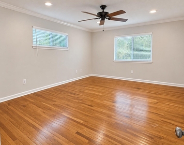 8215 Leader Street - Photo Thumbnail 10