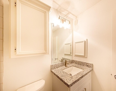 15102 Sheffield Terrace - Photo Thumbnail 19