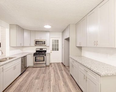15102 Sheffield Terrace - Photo Thumbnail 5