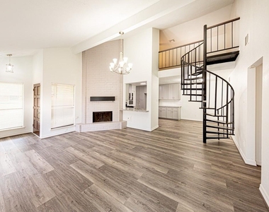 15102 Sheffield Terrace - Photo Thumbnail 3