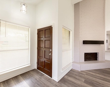 15102 Sheffield Terrace - Photo Thumbnail 2