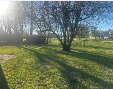 1202 Twining Oaks Lane - Photo Thumbnail 4