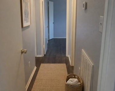 1202 Twining Oaks Lane - Photo Thumbnail 3