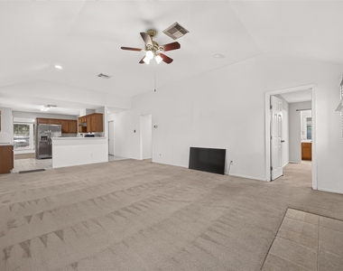 10902 Primrose Acres Lane - Photo Thumbnail 13