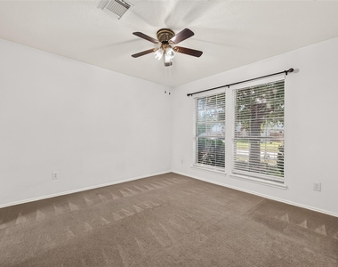 10902 Primrose Acres Lane - Photo Thumbnail 4