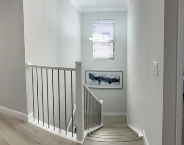 8863 Madrid Circle - Photo Thumbnail 16