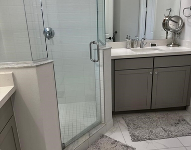 8863 Madrid Circle - Photo Thumbnail 25