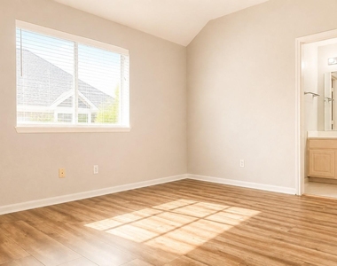 2438 Weatherford Drive - Photo Thumbnail 32