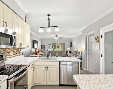 5308 Chiquita Boulevard S - Photo Thumbnail 3
