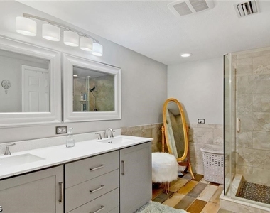 5308 Chiquita Boulevard S - Photo Thumbnail 7