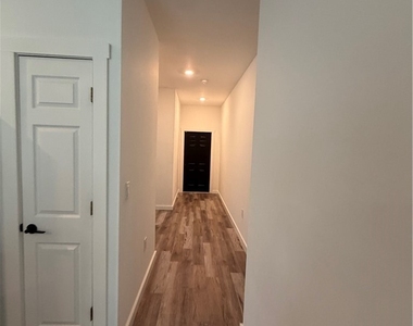 4509 21st Street Sw - Photo Thumbnail 3