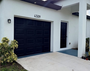 4509 21st Street Sw - Photo Thumbnail 2