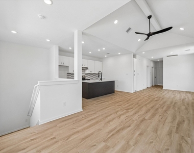 6833 Cohn - Photo Thumbnail 30