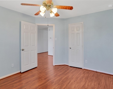 17922 Mission Bluff Lane - Photo Thumbnail 17