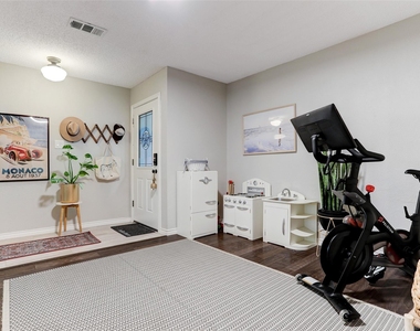 1034 Montour Drive - Photo Thumbnail 1