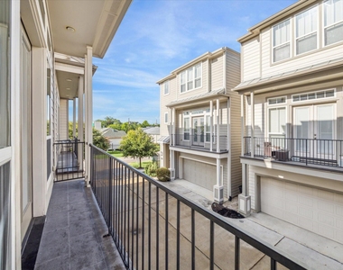 256 W 28th Street - Photo Thumbnail 21