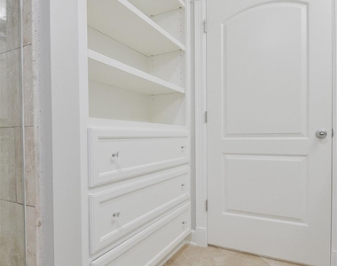 2802 Morrison Street - Photo Thumbnail 16