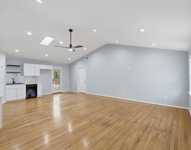 4926 Edfield Street - Photo Thumbnail 16