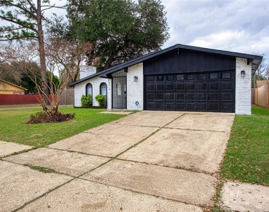 5510 Hickory Forest Drive - Photo Thumbnail 1