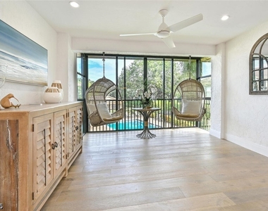 3105 Riviera Drive - Photo Thumbnail 6