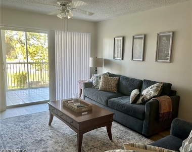 441 Quail Forest Boulevard - Photo Thumbnail 2