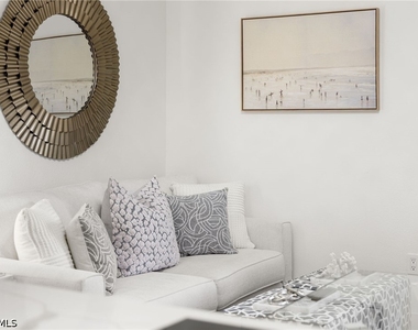 175 Fifth Avenue S - Photo Thumbnail 15