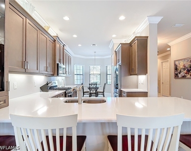4310 Aurora Street - Photo Thumbnail 12