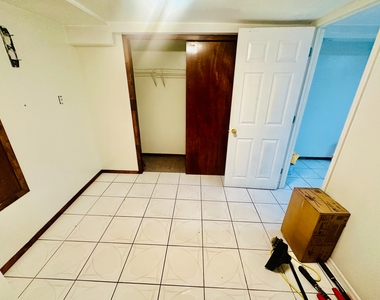 1563 East 46th Street - Photo Thumbnail 3
