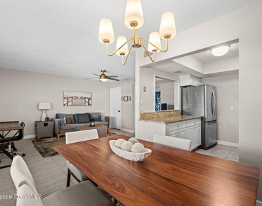 1011 S Miramar Avenue - Photo Thumbnail 11