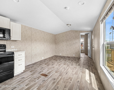 462 Tilkwade Lane - Photo Thumbnail 3