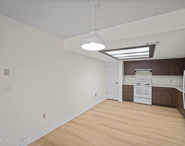 1780 Stewart Place - Photo Thumbnail 12