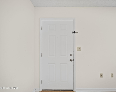 1780 Stewart Place - Photo Thumbnail 3