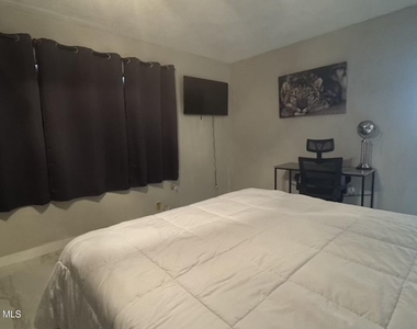 496 Poinciana Drive - Photo Thumbnail 26